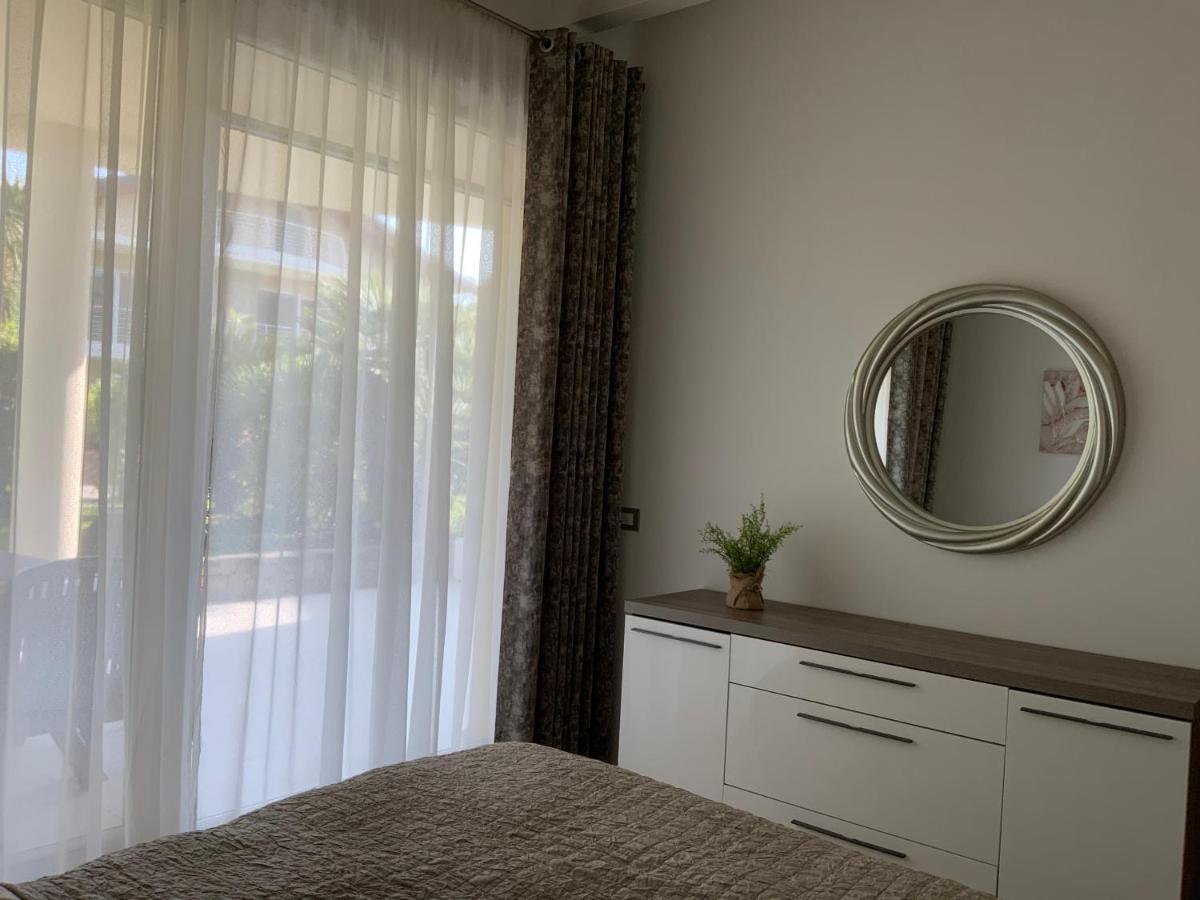 King' S Apartment سيرمِيوني المظهر الخارجي الصورة