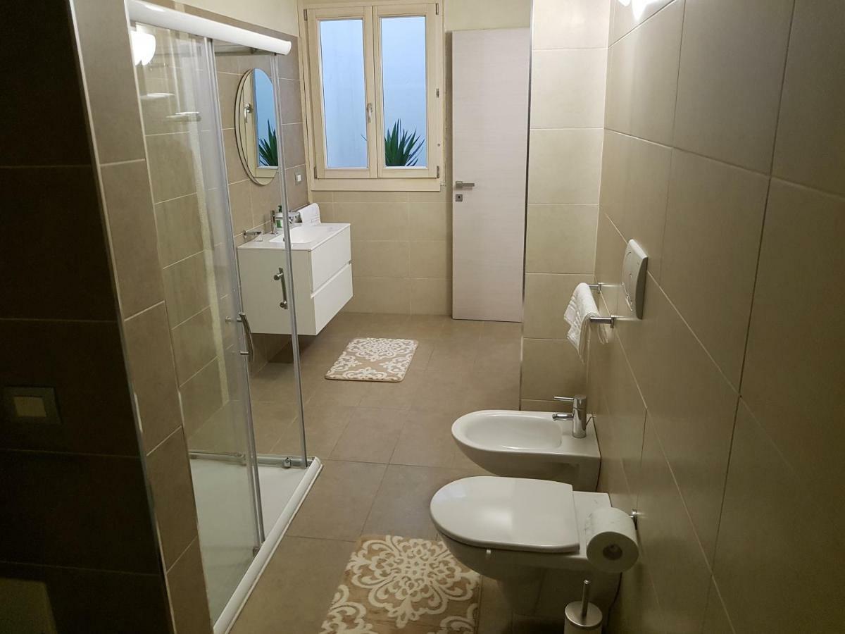 King' S Apartment سيرمِيوني المظهر الخارجي الصورة